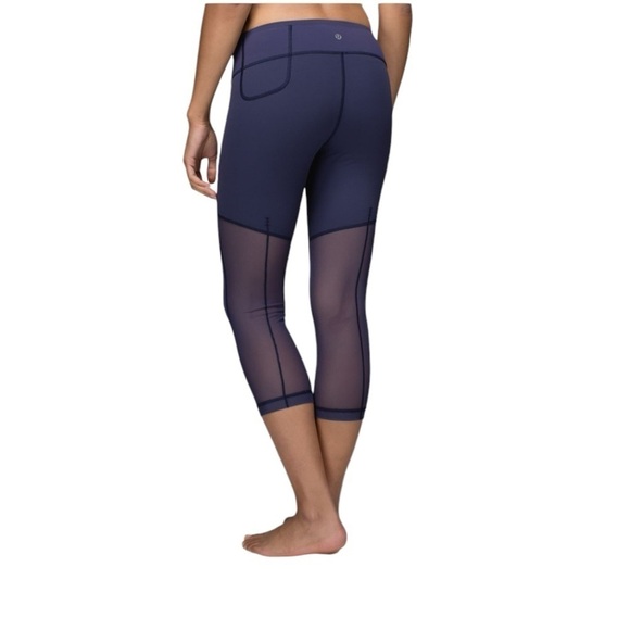 Lululemon Breathe Easy Crop Sz 6 Cadet Blue - Picture 2 of 12